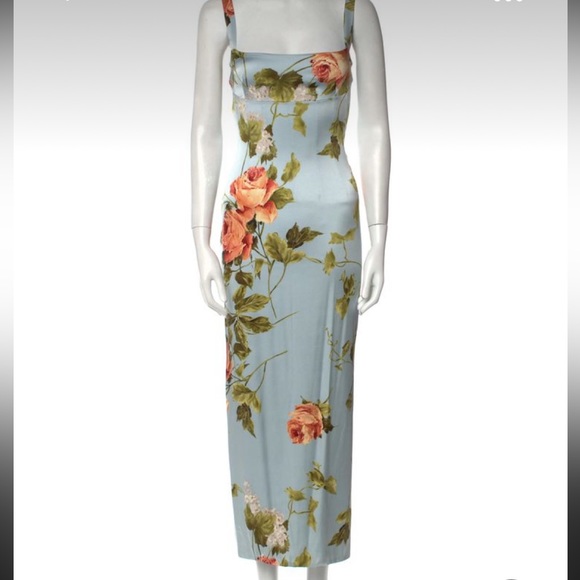 ISO: Dolce and Gabbana dress - Picture 1 of 1